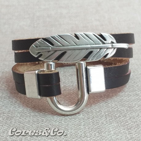 2 Turns Leather Bracelet w/ Leaf