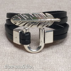 2 Turns Leather Bracelet w/ Leaf