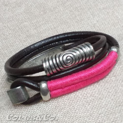 Pulseira 2 Voltas Cabedal c/ Linha Rosa